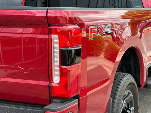 Used 2024 Ford F250 Lariat w/ Sport Appearance Package AWD/4WD image 24