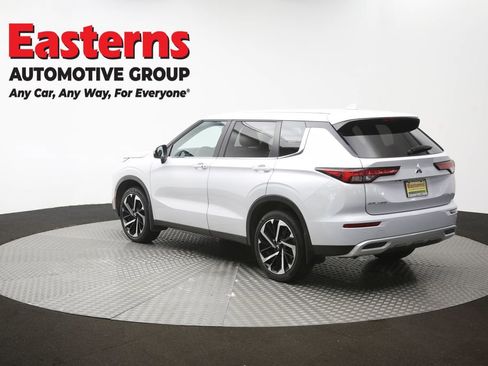 Used 2024 Mitsubishi Outlander SE AWD/4WD image 63