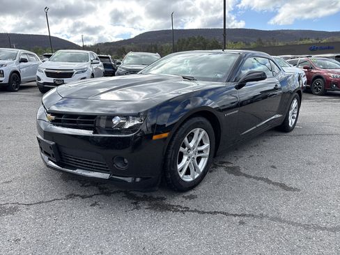 Used 2015 Chevrolet Camaro LT image 8