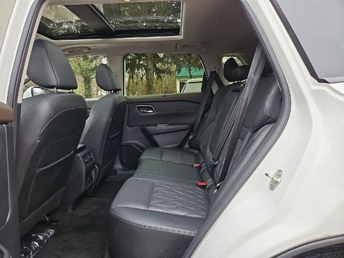 Certified 2023 Nissan Rogue Platinum AWD/4WD image 13