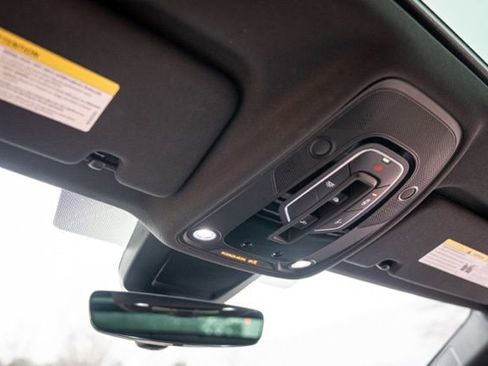 Used 2023 Audi SQ8 Prestige image 35