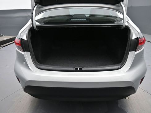 Certified 2025 Toyota Corolla LE image 21