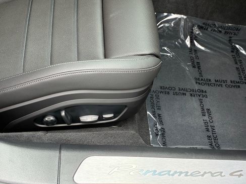Certified 2025 Porsche Panamera image 13