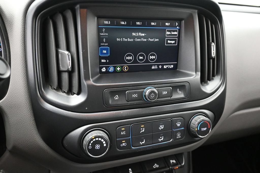 Used 2020 GMC Canyon 2WD Crew Cab w/ Convenience Package image 9