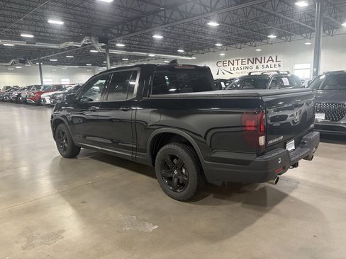 Used 2023 Honda Ridgeline Black Edition image 5