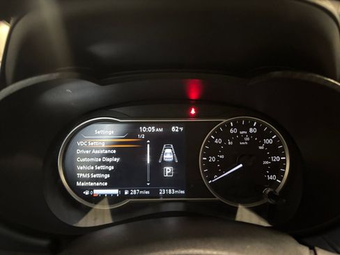 Used 2025 Nissan Versa SV FWD image 39