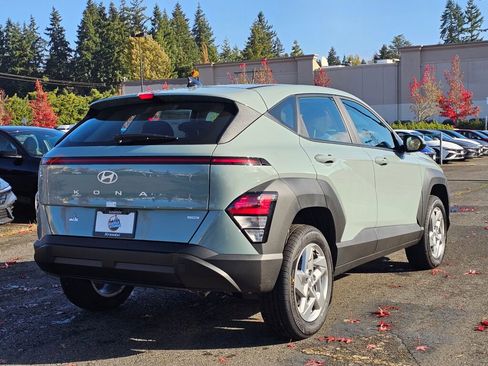 New 2026 Hyundai Kona SE image 7