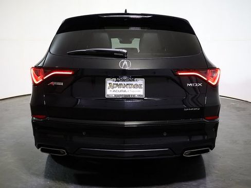Used 2023 Acura MDX A-Spec AWD/4WD image 10