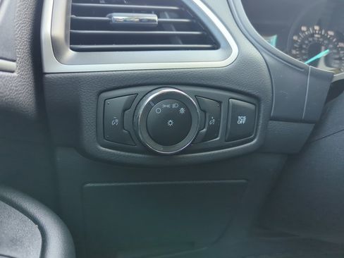 Certified 2024 Ford Edge SEL image 28