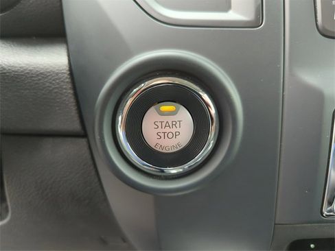 Certified 2024 Nissan Titan SV w/ SV Convenience Package image 44