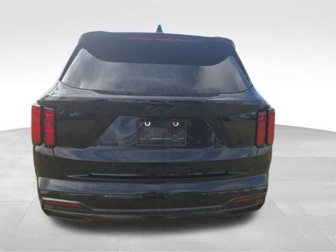 Used 2023 Kia Sorento SX image 6