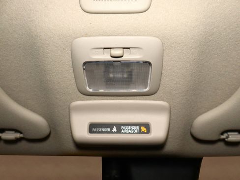 Used 2024 Mitsubishi Mirage ES image 33