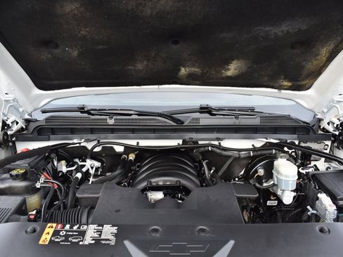 Used 2018 Chevrolet Silverado 1500 High Country image 15