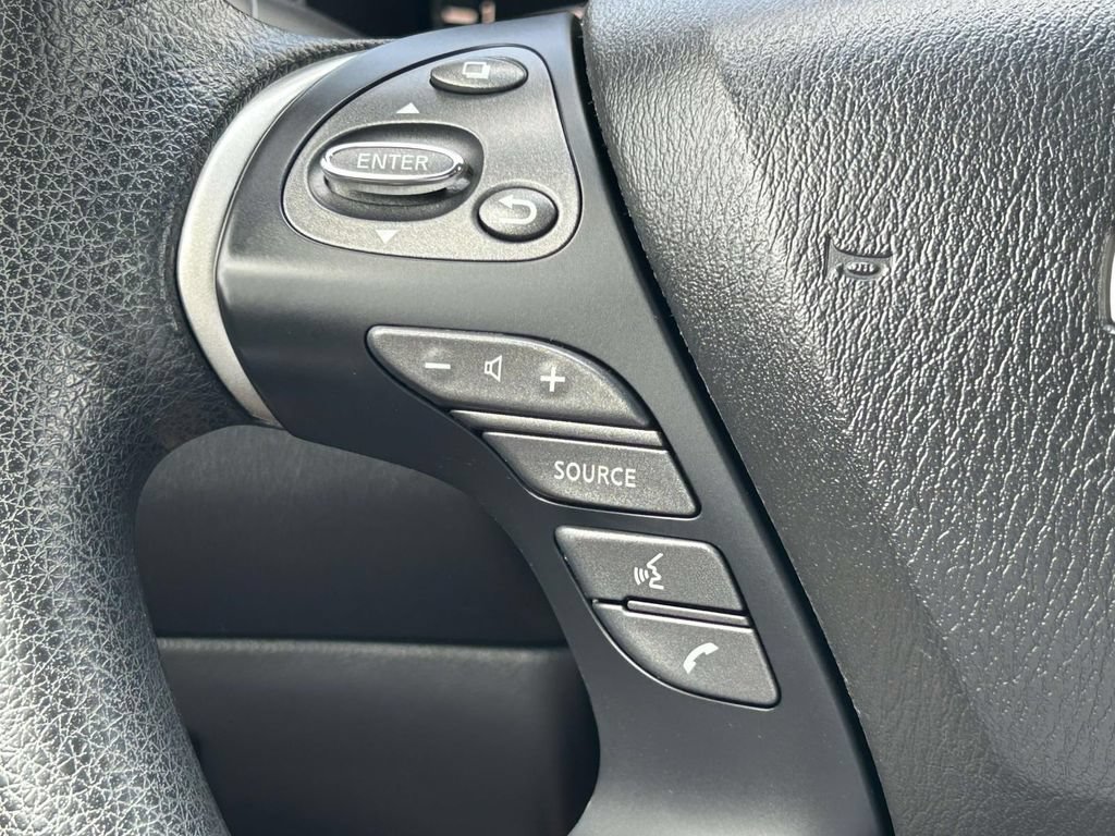 Used 2017 Nissan Pathfinder S AWD/4WD image 25