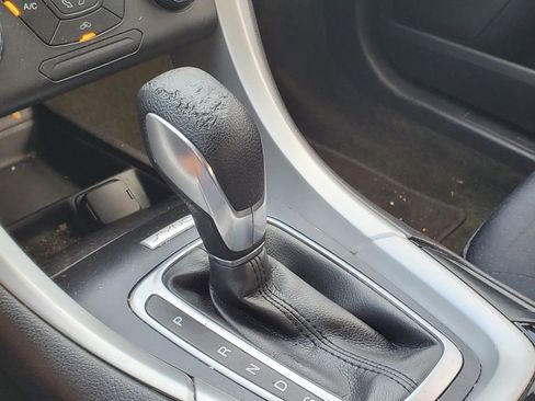 Used 2015 Ford Fusion SE w/ Equipment Group 201A image 26