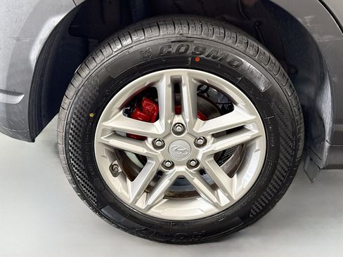 Used 2022 Hyundai Kona SE FWD image 32