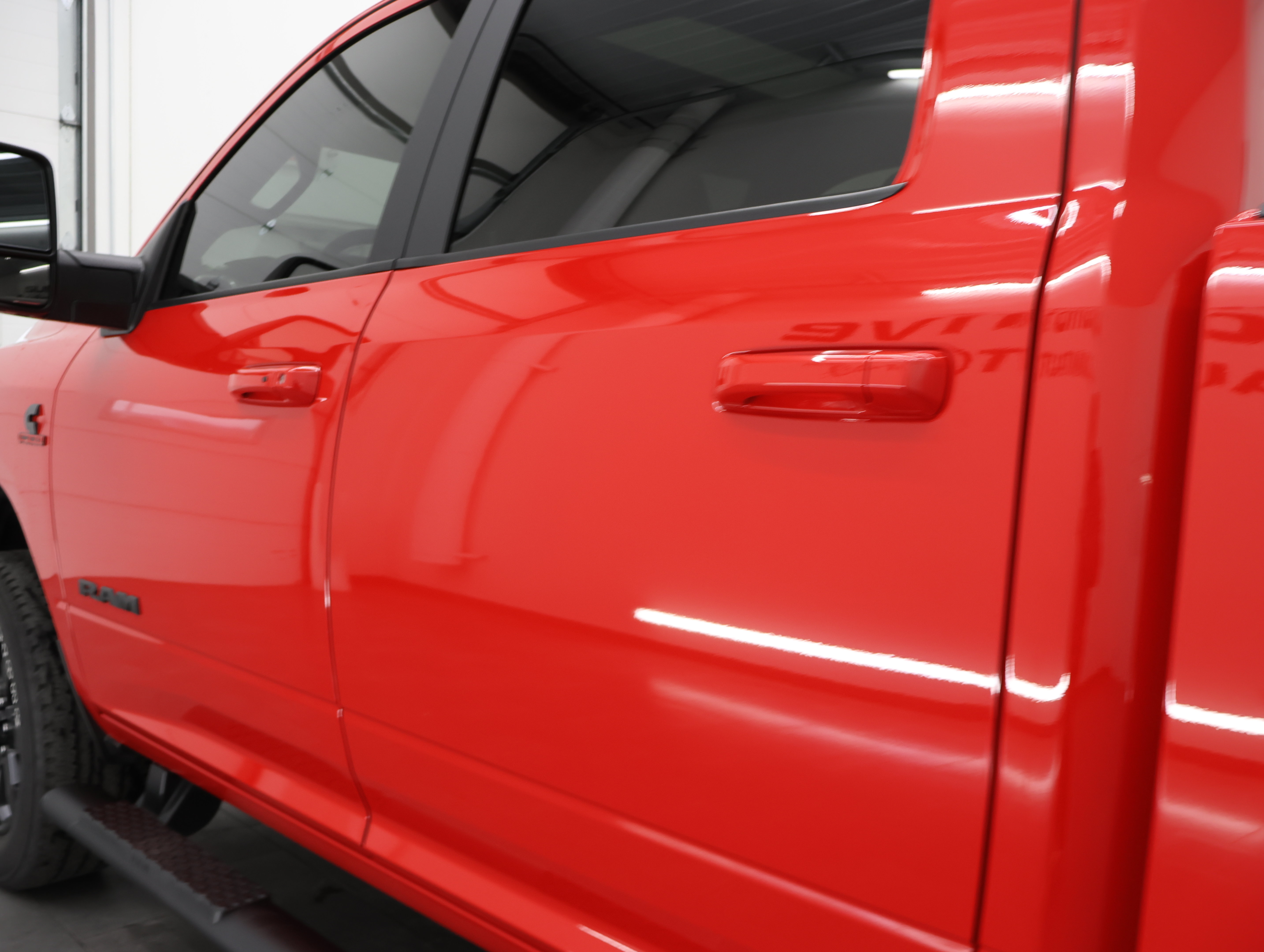 Used 2024 RAM 2500 Laramie w/ Night Edition AWD/4WD image 34
