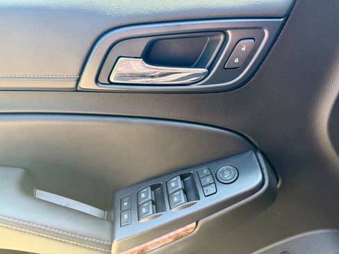 Used 2019 Chevrolet Tahoe Premier AWD/4WD image 8