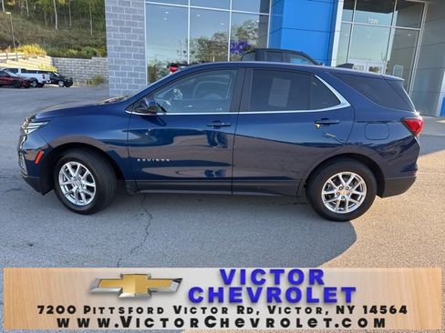 Used 2022 Chevrolet Equinox LT image 2