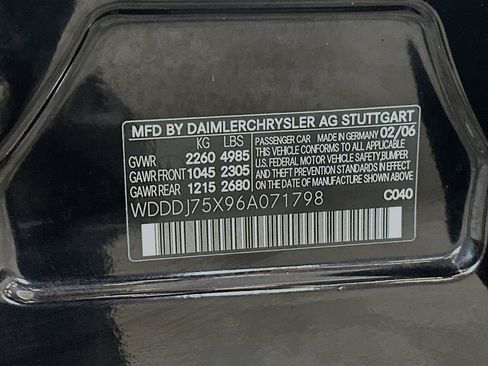 Used 2006 Mercedes-Benz CLS 500 image 31