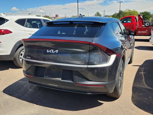 Certified 2024 Kia EV6 Light AWD/4WD image 7