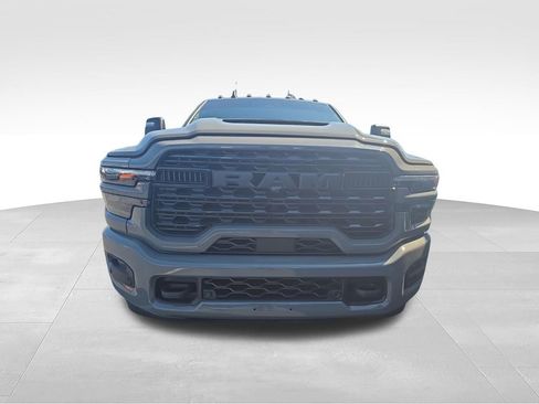 New 2026 RAM 2500 Limited AWD/4WD image 3
