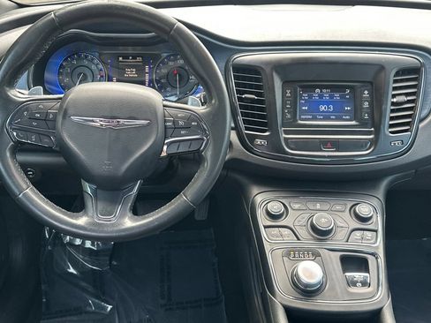 Used 2015 Chrysler 200 S FWD image 14