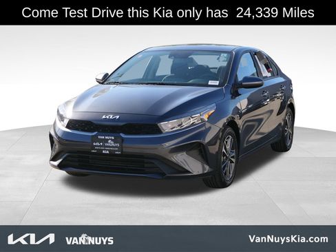 Used 2023 Kia Forte LXS image 7