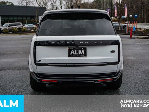 Used 2023 Land Rover Range Rover SE image 10