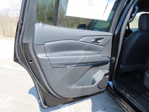New 2026 Chevrolet Traverse High Country w/ LPO, Floor Liner Package AWD/4WD image 28