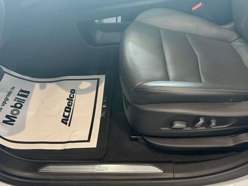 Certified 2024 Cadillac XT5 Premium Luxury AWD/4WD image 49