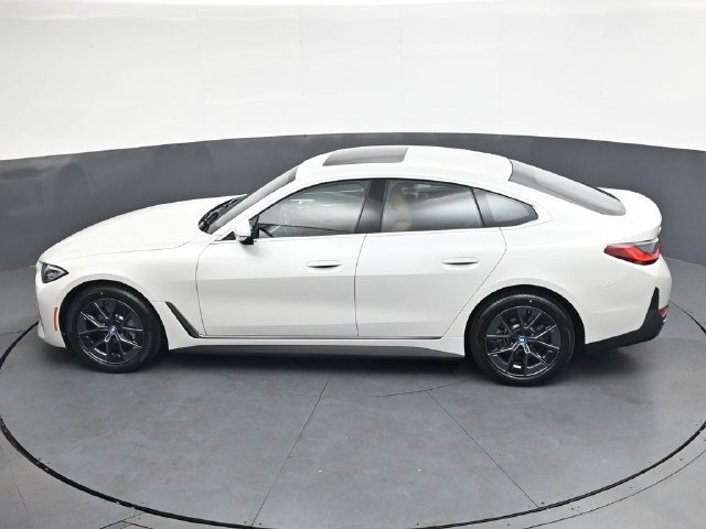 Certified 2024 BMW i4 eDrive35 w/ Premium Package RWD image 29
