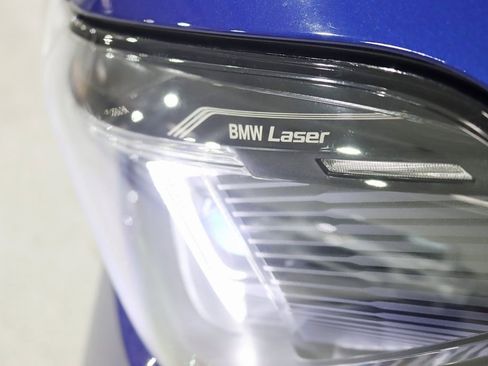 Used 2022 BMW X5 M w/ Competition Package 2 image 9