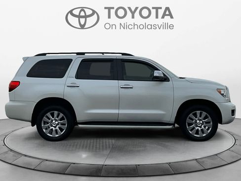 Used 2015 Toyota Sequoia Platinum image 7