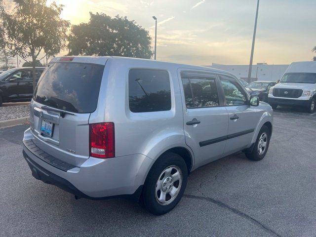 Used 2015 Honda Pilot LX image 3