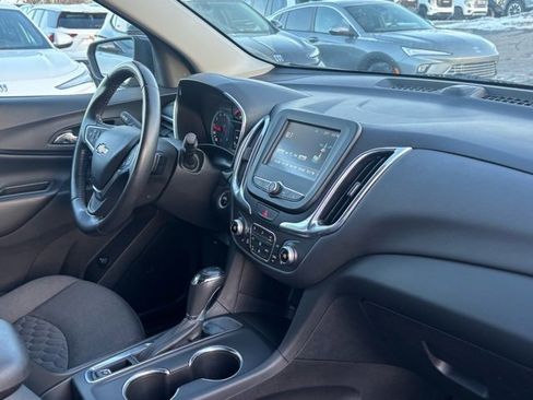 Used 2018 Chevrolet Equinox LT image 15