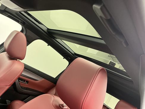 Certified 2025 MAZDA CX-70 Plug-In Hybrid w/ Premium Plus image 14