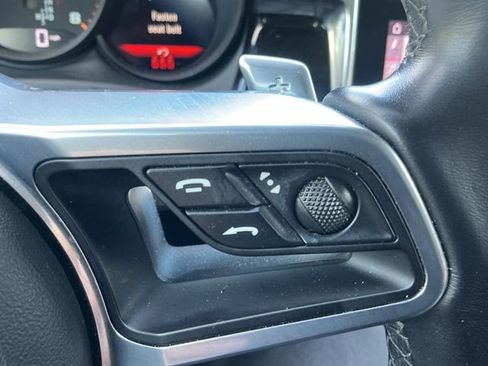 Used 2021 Porsche Macan AWD/4WD image 20