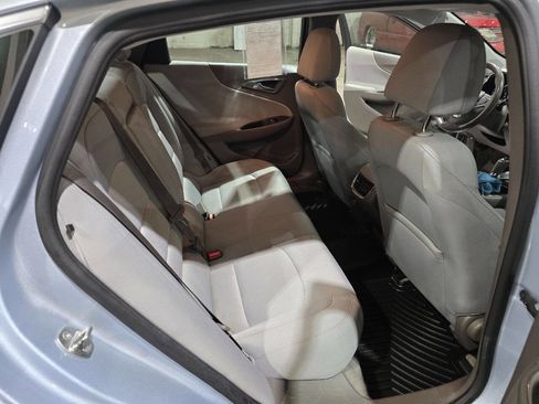 Used 2017 Chevrolet Malibu LT w/ Driver Confidence Package image 29