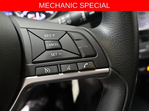 Used 2019 Nissan Rogue Sport S image 28