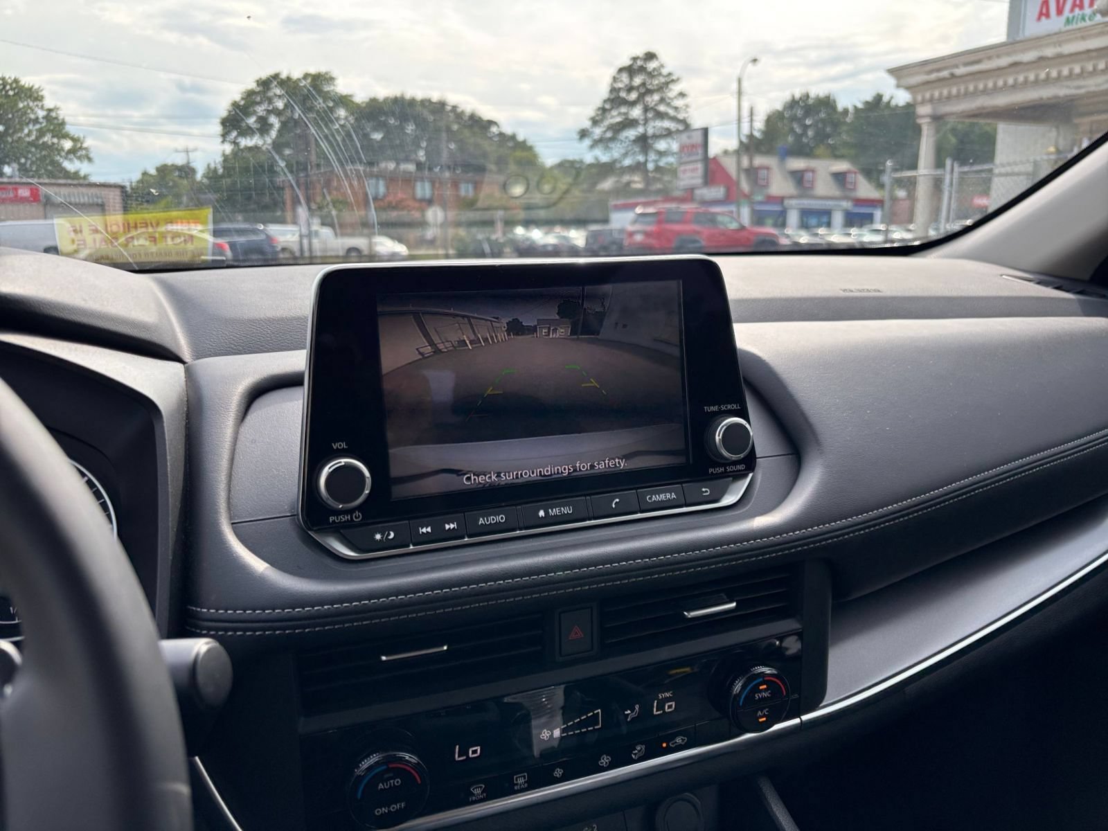 Used 2026 Nissan Rogue SV FWD image 24