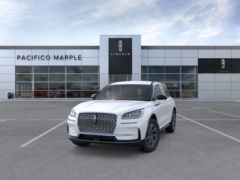 New 2026 Lincoln Corsair Premiere image 2