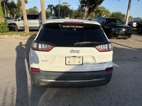 Used 2019 Jeep Cherokee Limited FWD image 6