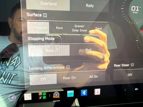 Used 2026 Tesla Cybertruck AWD Crew Cab image 21
