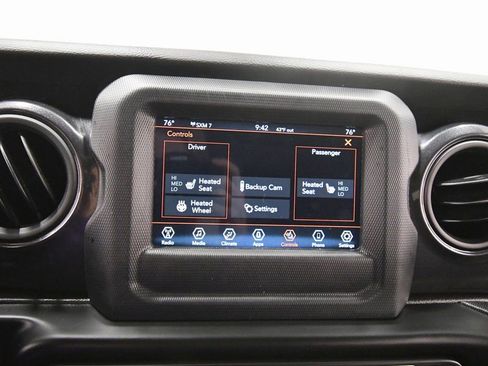 Used 2023 Jeep Wrangler Sport image 23