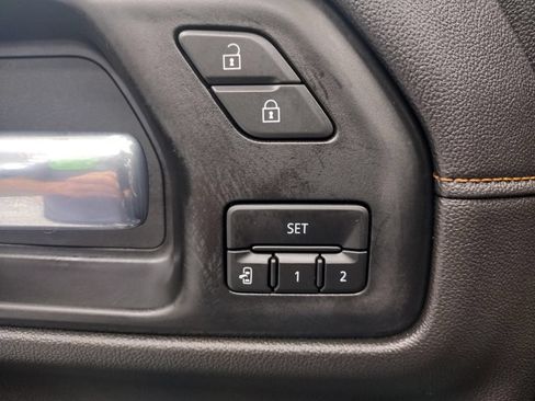 Used 2021 GMC Sierra 1500 AT4 w/ AT4 Premium Package AWD/4WD image 27