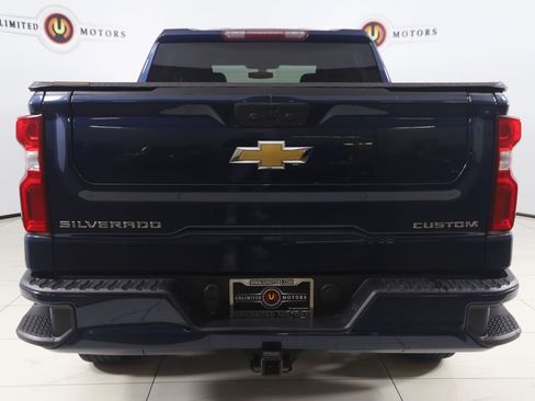 Used 2021 Chevrolet Silverado 1500 Custom AWD/4WD image 38