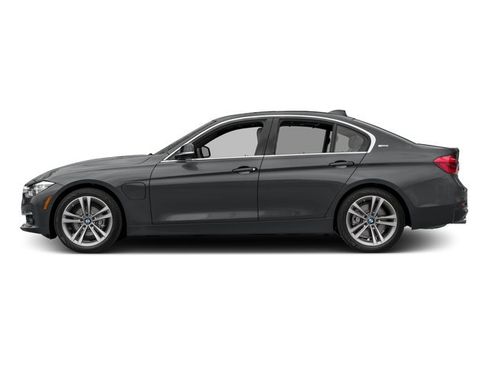 Used 2018 BMW 330e w/ Shadow Sport Edition RWD image 6