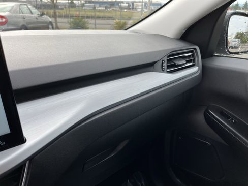 Used 2024 Ford Escape Platinum image 23