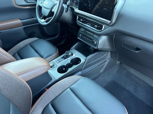 Certified 2025 Ford Bronco Sport Outer Banks w/ Outer Banks Tech Package+ image 17